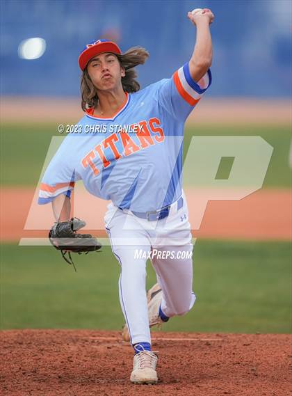 Thumbnail 1 in Thunderbird @ Yuma Catholic photogallery.
