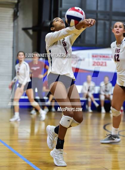 Thumbnail 1 in Fivay vs. Oviedo (Nike Tournament of Champions) photogallery.
