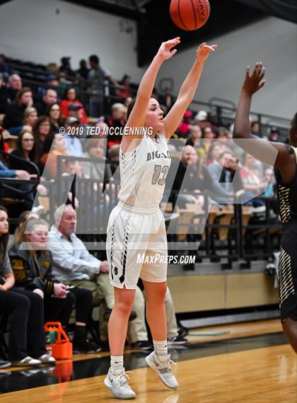 Thumbnail 2 in Carlisle vs. Bigelow photogallery.