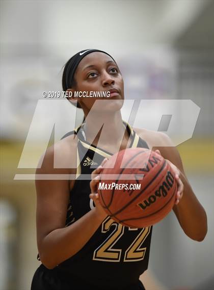 Thumbnail 3 in Carlisle vs. Bigelow photogallery.