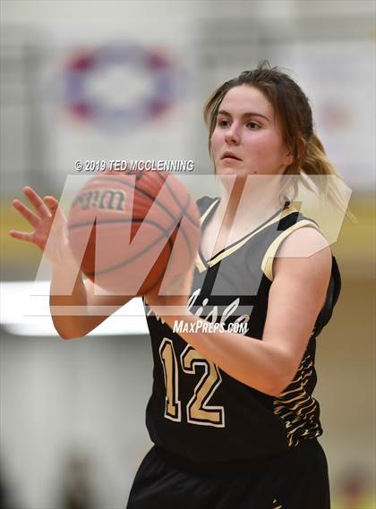 Thumbnail 1 in Carlisle vs. Bigelow photogallery.