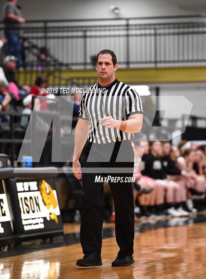 Thumbnail 2 in Carlisle vs. Bigelow photogallery.