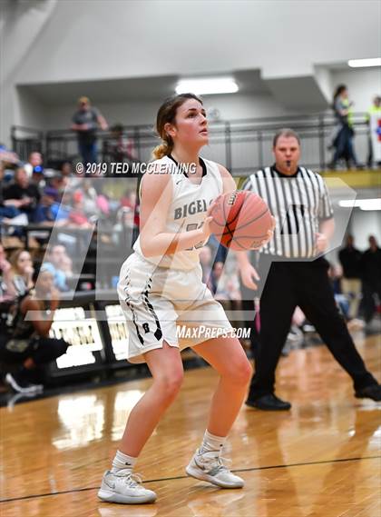Thumbnail 1 in Carlisle vs. Bigelow photogallery.