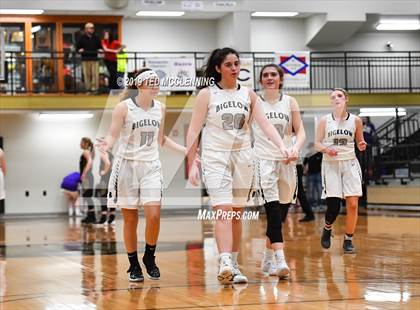 Thumbnail 3 in Carlisle vs. Bigelow photogallery.