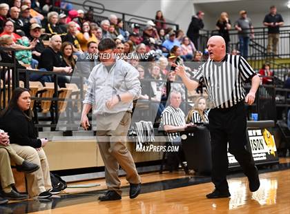 Thumbnail 2 in Carlisle vs. Bigelow photogallery.