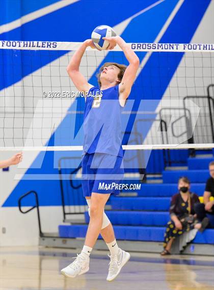 Thumbnail 1 in Coronado @ Grossmont photogallery.