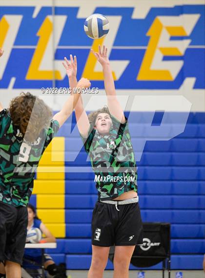 Thumbnail 1 in Coronado @ Grossmont photogallery.