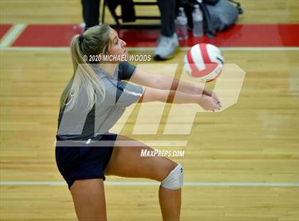 Thumbnail 2 in Shiloh Christian @ Farmington photogallery.