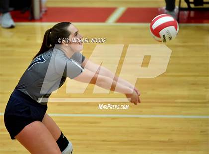 Thumbnail 2 in Shiloh Christian @ Farmington photogallery.