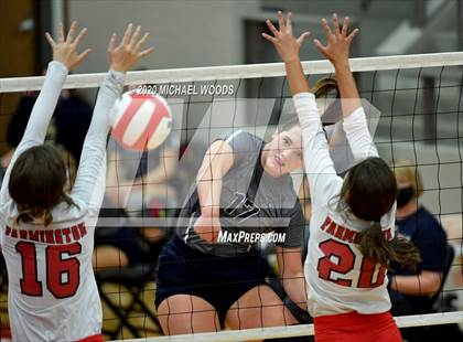 Thumbnail 2 in Shiloh Christian @ Farmington photogallery.