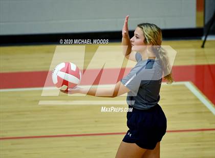 Thumbnail 2 in Shiloh Christian @ Farmington photogallery.