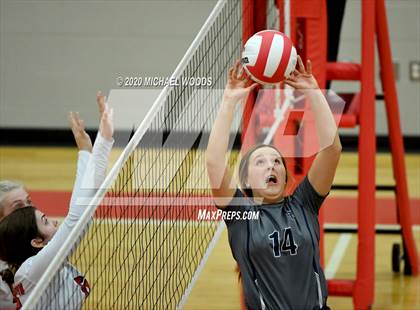 Thumbnail 2 in Shiloh Christian @ Farmington photogallery.