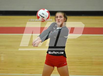 Thumbnail 1 in Shiloh Christian @ Farmington photogallery.