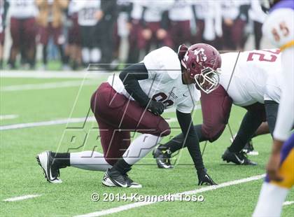 Thumbnail 3 in Brackenridge vs. Lockhart (UIL 5A Bi-District Playoff) photogallery.