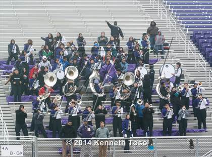 Thumbnail 3 in Brackenridge vs. Lockhart (UIL 5A Bi-District Playoff) photogallery.