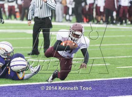 Thumbnail 3 in Brackenridge vs. Lockhart (UIL 5A Bi-District Playoff) photogallery.