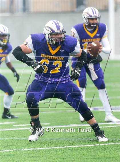 Thumbnail 1 in Brackenridge vs. Lockhart (UIL 5A Bi-District Playoff) photogallery.