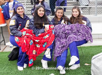 Thumbnail 1 in Brackenridge vs. Lockhart (UIL 5A Bi-District Playoff) photogallery.