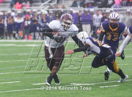 Thumbnail 2 in Brackenridge vs. Lockhart (UIL 5A Bi-District Playoff) photogallery.