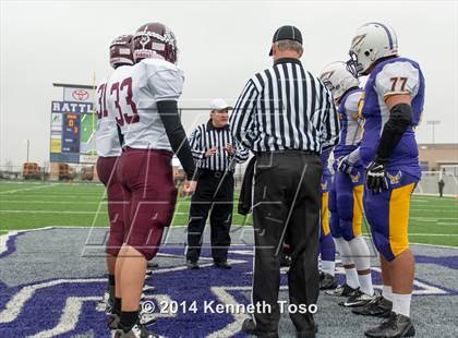 Thumbnail 2 in Brackenridge vs. Lockhart (UIL 5A Bi-District Playoff) photogallery.