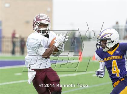 Thumbnail 3 in Brackenridge vs. Lockhart (UIL 5A Bi-District Playoff) photogallery.