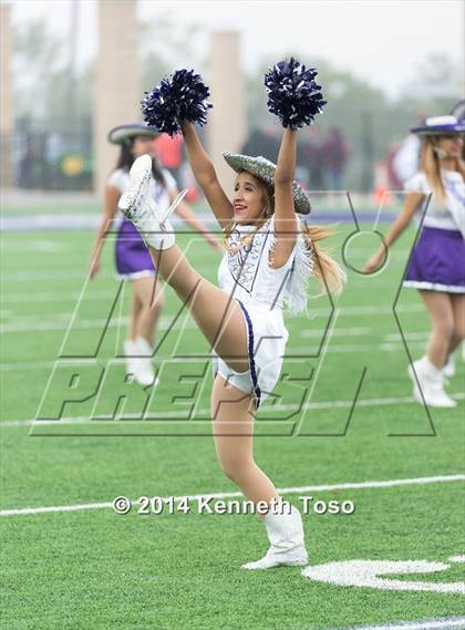 Thumbnail 3 in Brackenridge vs. Lockhart (UIL 5A Bi-District Playoff) photogallery.