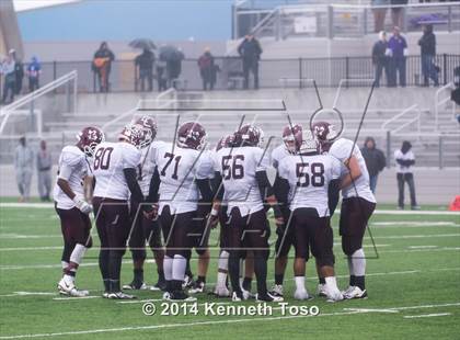 Thumbnail 1 in Brackenridge vs. Lockhart (UIL 5A Bi-District Playoff) photogallery.