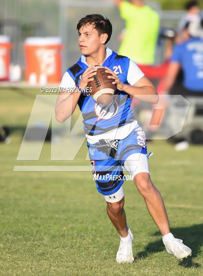 Thumbnail 3 in Moon Valley vs. Kellis (O'Connor 7v7) photogallery.