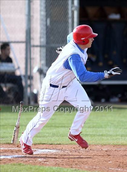 Thumbnail 1 in Desert Vista vs. Mountain View photogallery.