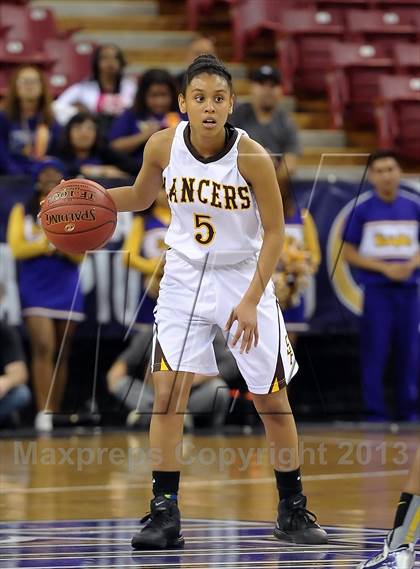 Thumbnail 1 in Lynwood vs. St. Francis (CIF State D2 Final) photogallery.
