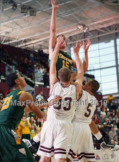 Thumbnail 1 in St. Francis vs. Pinewood (CIF CCS D5  Final) photogallery.