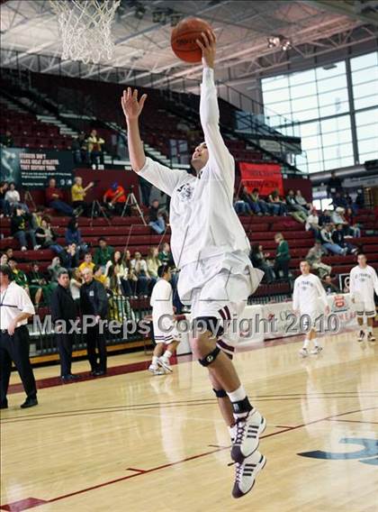 Thumbnail 3 in St. Francis vs. Pinewood (CIF CCS D5  Final) photogallery.