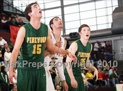 Thumbnail 1 in St. Francis vs. Pinewood (CIF CCS D5  Final) photogallery.