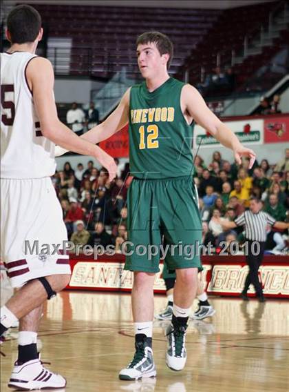 Thumbnail 3 in St. Francis vs. Pinewood (CIF CCS D5  Final) photogallery.