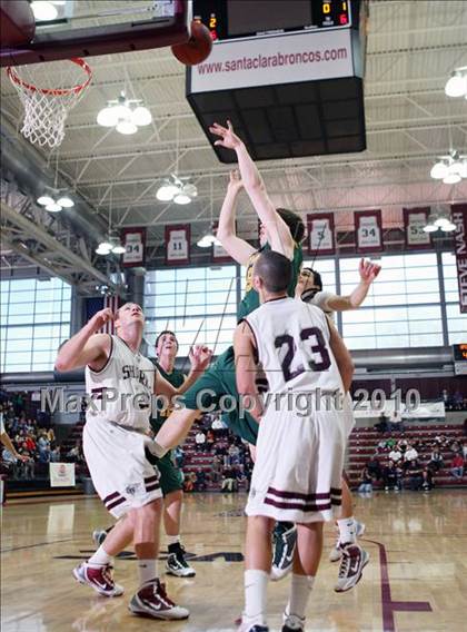 Thumbnail 2 in St. Francis vs. Pinewood (CIF CCS D5  Final) photogallery.