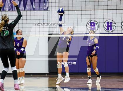 Thumbnail 1 in Bonham @ Tioga photogallery.
