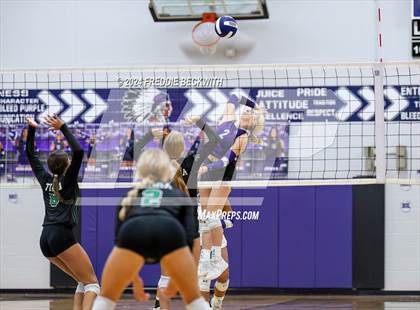 Thumbnail 1 in Bonham @ Tioga photogallery.