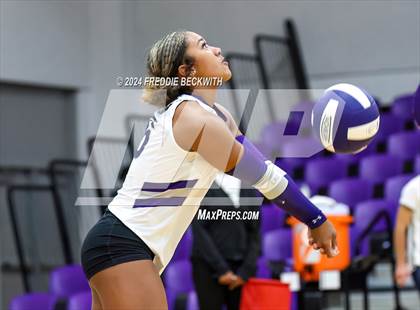 Thumbnail 1 in Bonham @ Tioga photogallery.