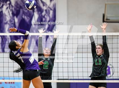 Thumbnail 1 in Bonham @ Tioga photogallery.