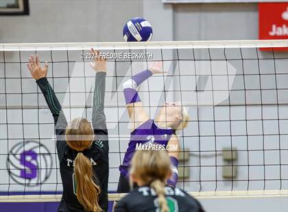 Thumbnail 2 in Bonham @ Tioga photogallery.