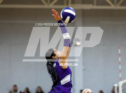 Thumbnail 2 in Bonham @ Tioga photogallery.