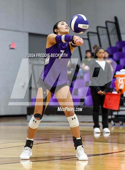 Thumbnail 2 in Bonham @ Tioga photogallery.