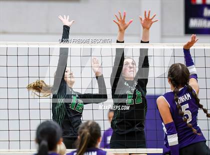 Thumbnail 2 in Bonham @ Tioga photogallery.