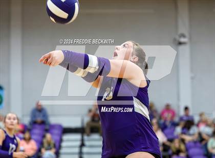 Thumbnail 1 in Bonham @ Tioga photogallery.