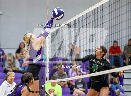 Thumbnail 2 in Bonham @ Tioga photogallery.