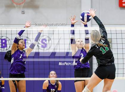 Thumbnail 1 in Bonham @ Tioga photogallery.
