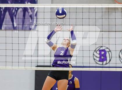 Thumbnail 2 in Bonham @ Tioga photogallery.
