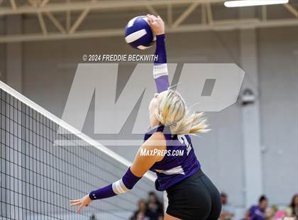 Thumbnail 2 in Bonham @ Tioga photogallery.