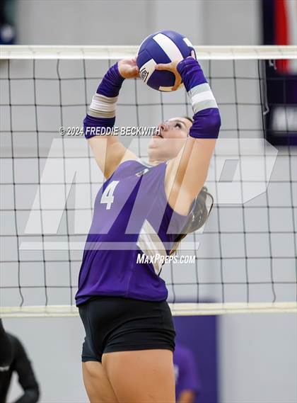 Thumbnail 2 in Bonham @ Tioga photogallery.