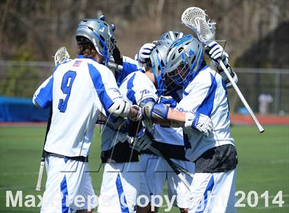 Thumbnail 1 in Niskayuna @ Darien photogallery.